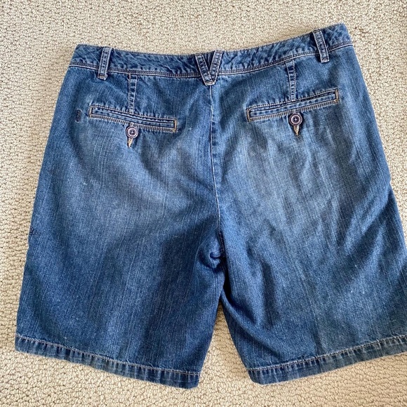 Eddie Bauer shorts size 12 - Picture 2 of 4